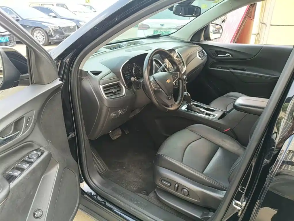 Chevrolet Equinox — миниатюра 16
