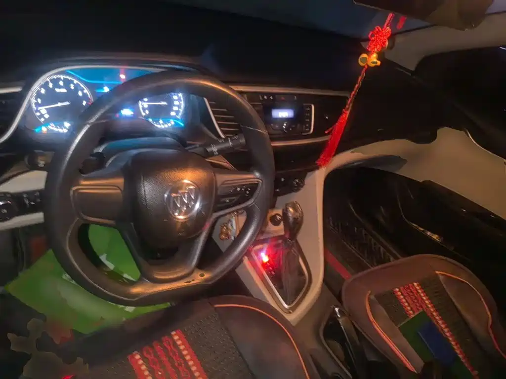 Buick Excelle — миниатюра 5