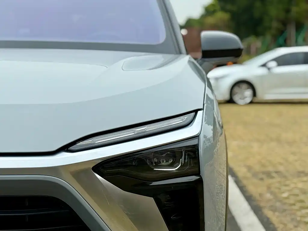 NIO NIO ES8