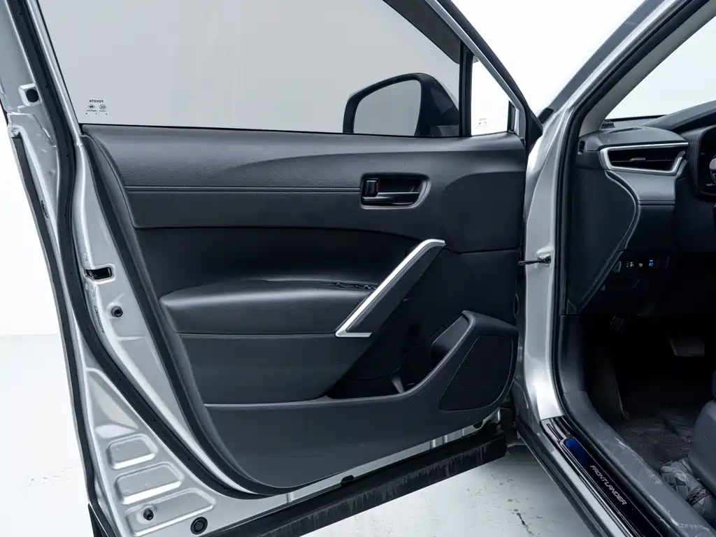 Toyota Frontlander 2023 2.0L CVT Elite