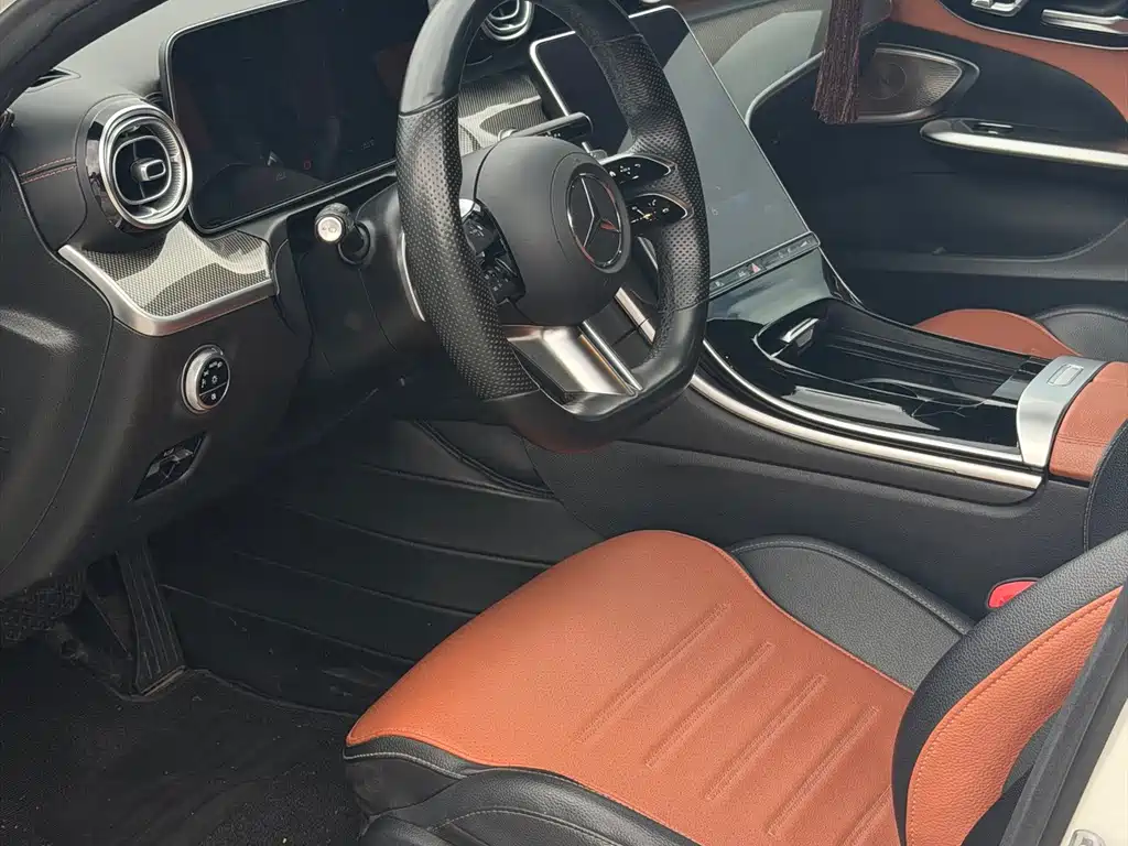 Mercedes-Benz C-Class — миниатюра 7