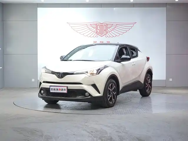 TOYOTA C HR 2021