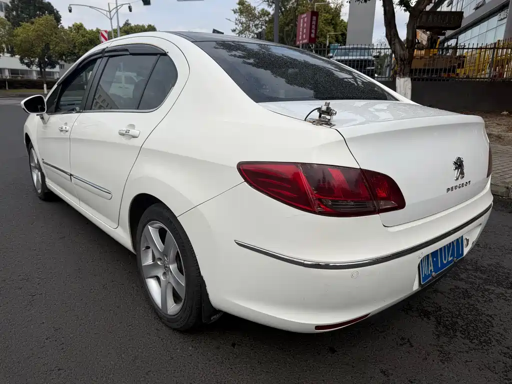 Peugeot 408 2012 2.0L