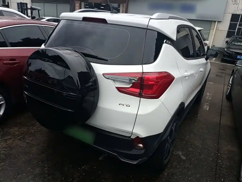 BYD Yuan Pro - фото 7