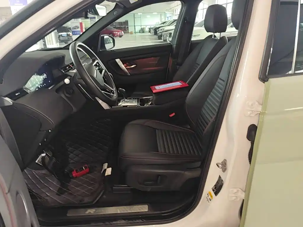 Land Rover Discovery Sport Hybrid — миниатюра 15