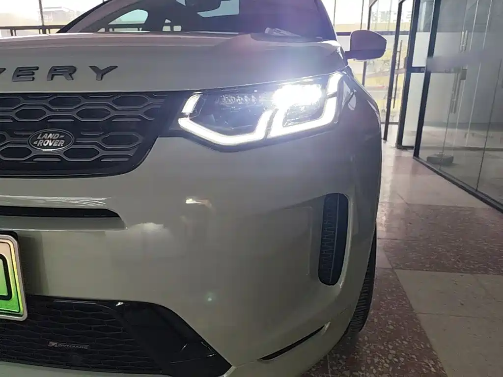 Land Rover Discovery Sport Hybrid — миниатюра 24