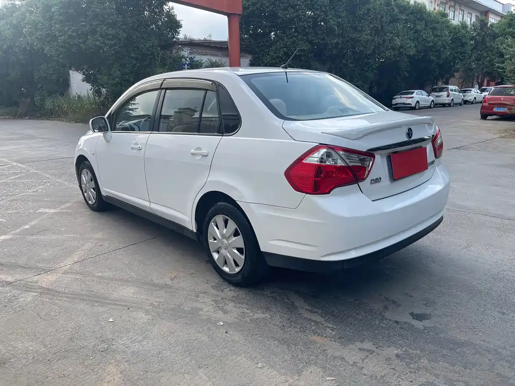 Venucia D50 — миниатюра 8
