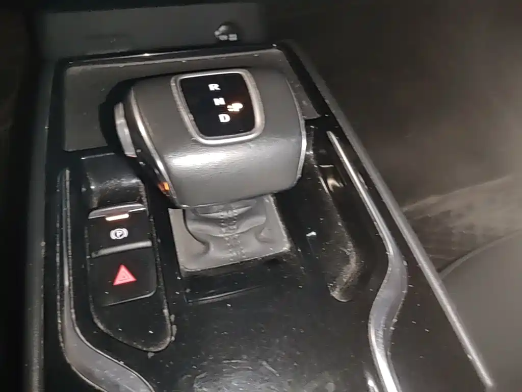 Hongqi Hongqi E-QM5 — миниатюра 19