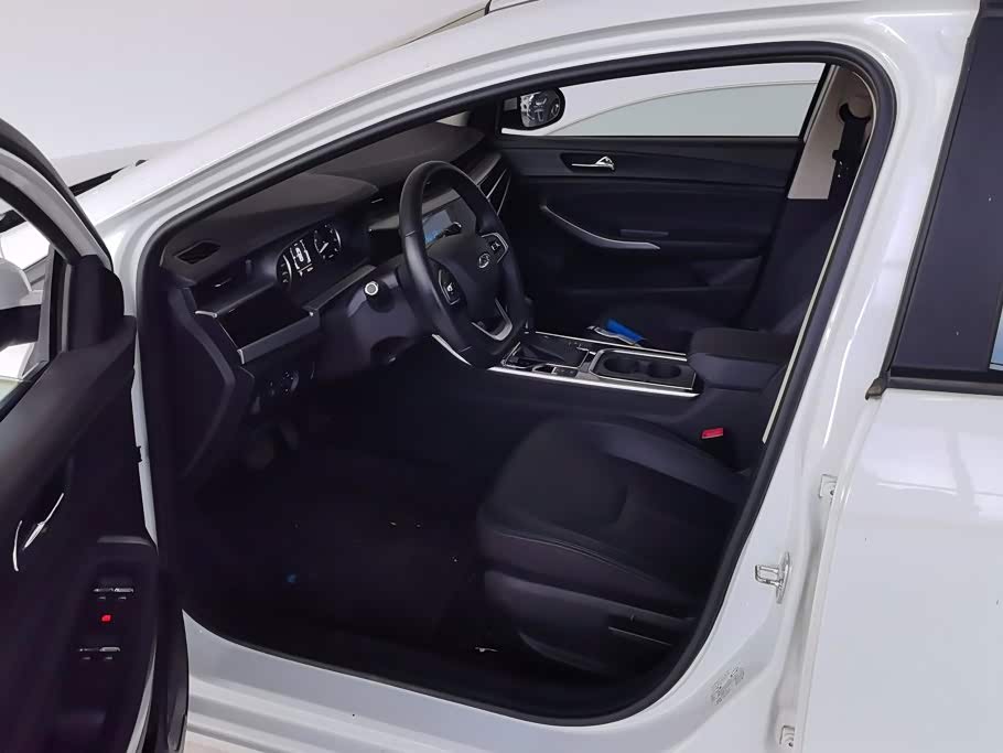CHERY Arrizo 5 1.5 л 2024 г. Белый, пробег 8700 км