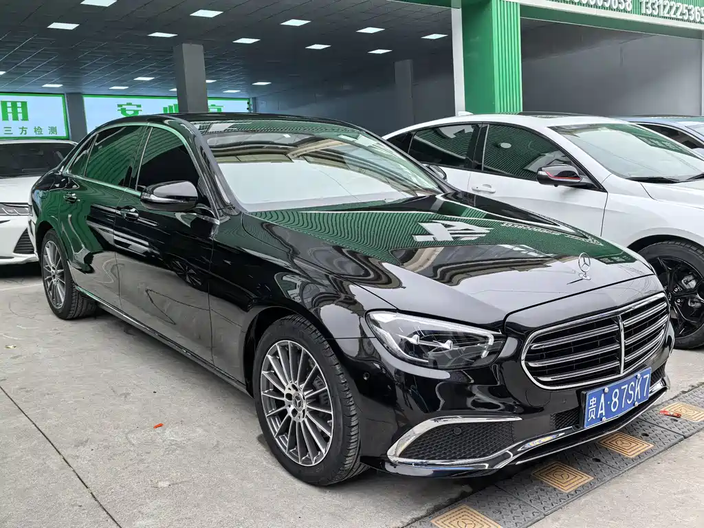 MERCEDES-BENZ E CLASS