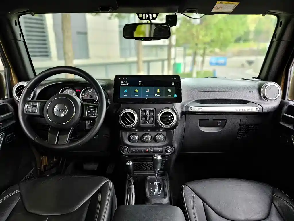 Jeep Wrangler — миниатюра 7
