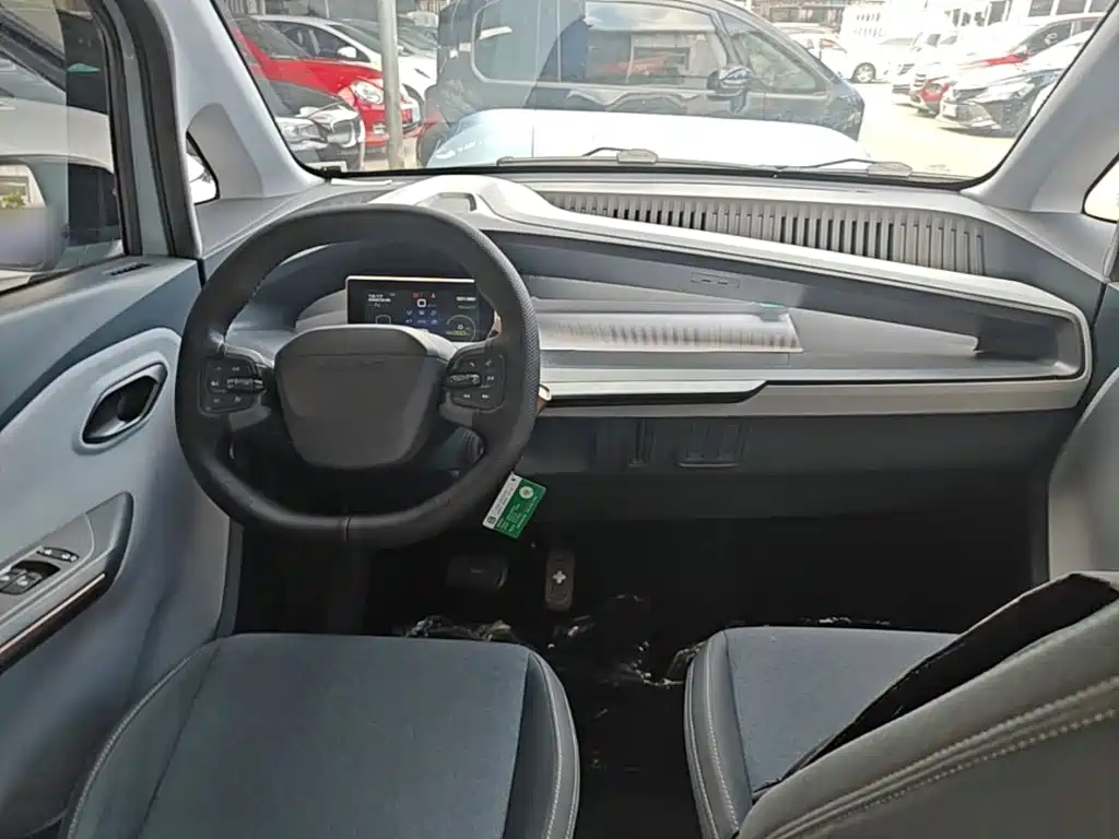 Wuling Nano EV — миниатюра 10