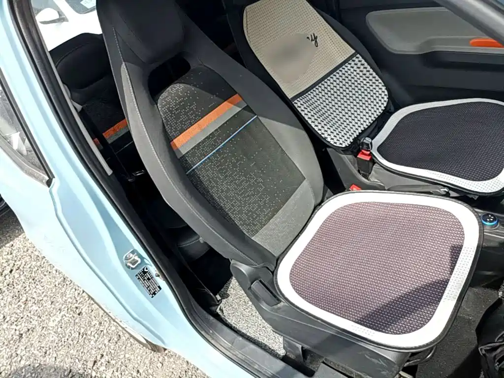 Wuling MINIEV — миниатюра 25