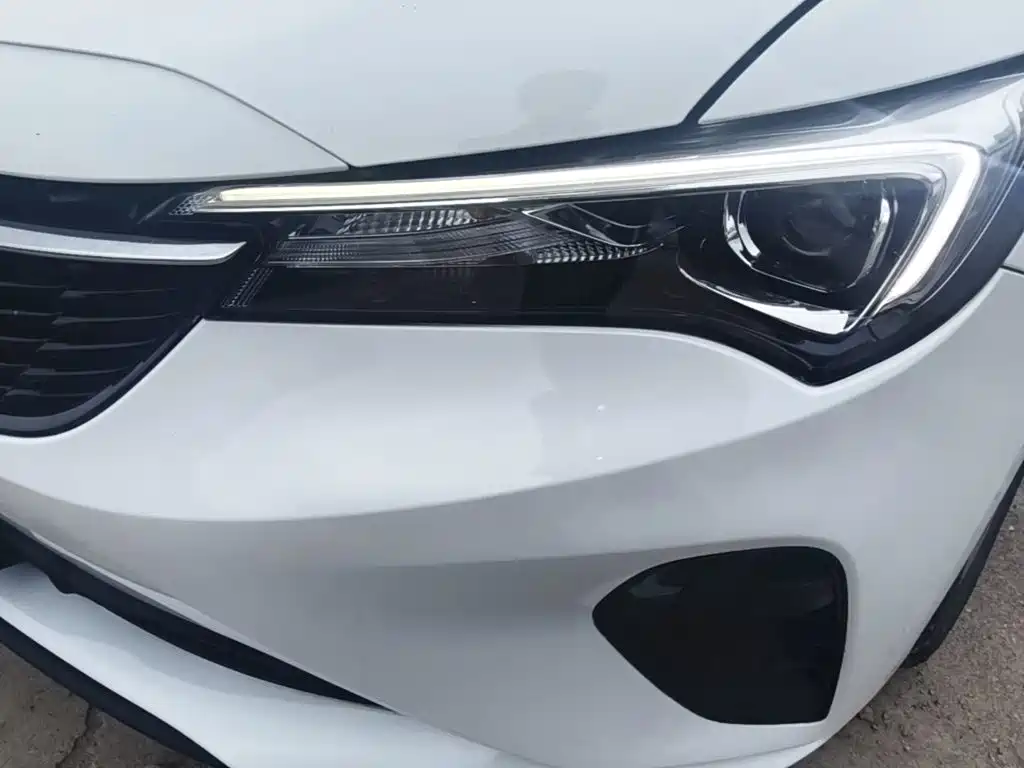 Buick Verano — миниатюра 24