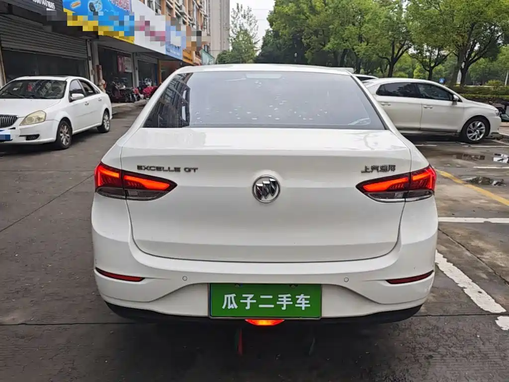 Buick Excelle — миниатюра 6