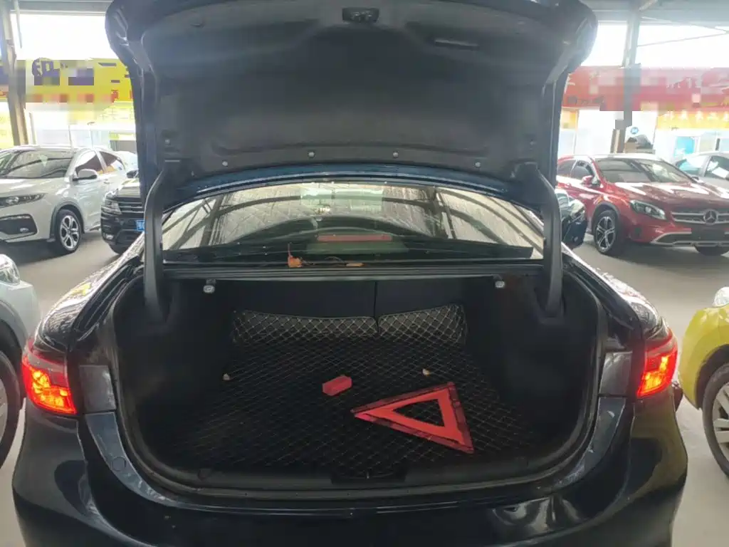 Mazda Atenza — миниатюра 19