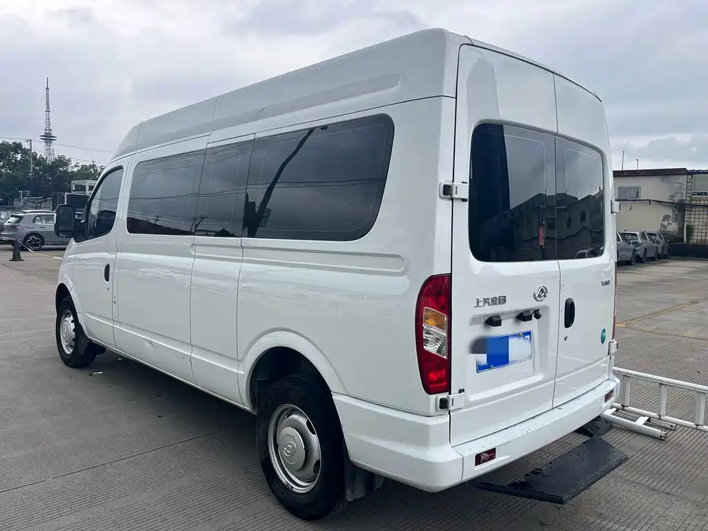 Maxus V80 2025 2.0T MT 127Ps 6/7/9 мест