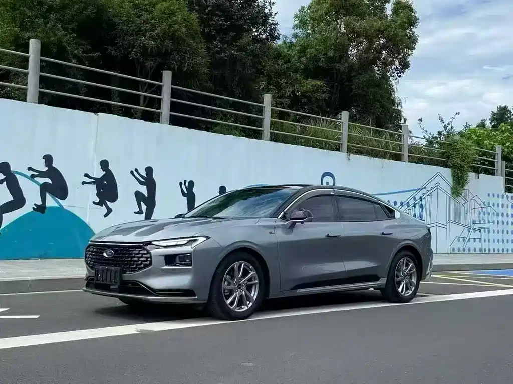 Ford Mondeo — миниатюра 2
