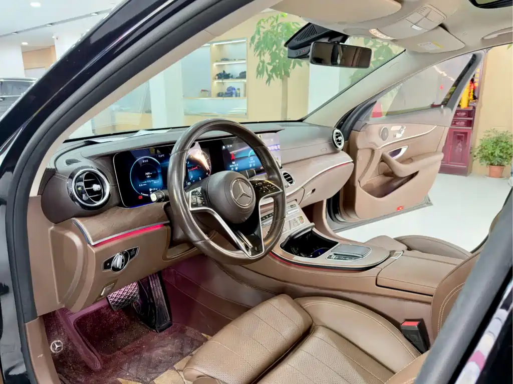 Mercedes-Benz E-Class E 2022 E 300 L Fashion