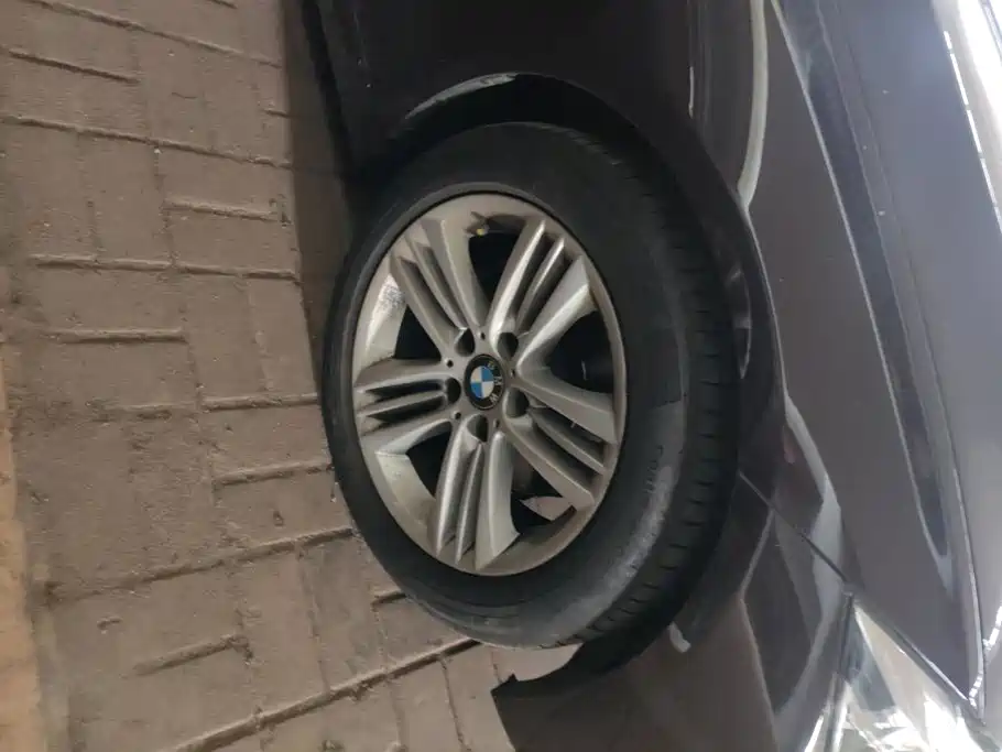BMW 3 Series — миниатюра 6
