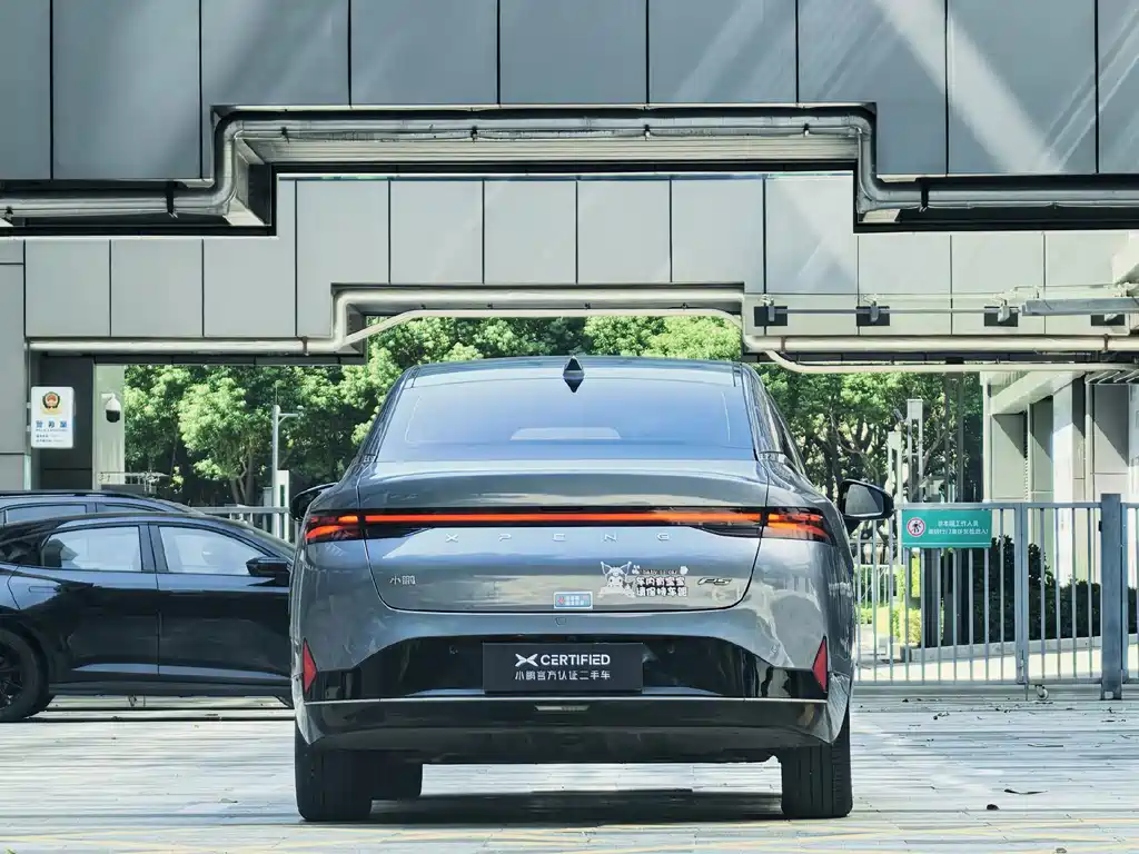 XPeng P5 — миниатюра 8
