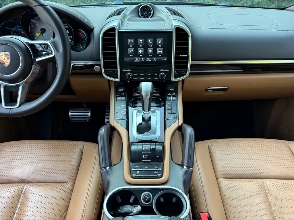 PORSCHE CAYENNE NEW ENERGY