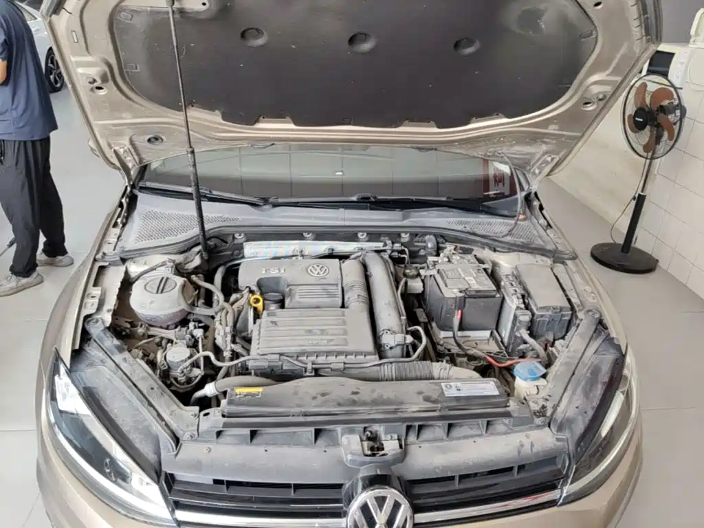 Volkswagen Golf — миниатюра 20