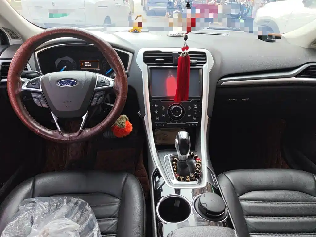 Ford Mondeo — миниатюра 10