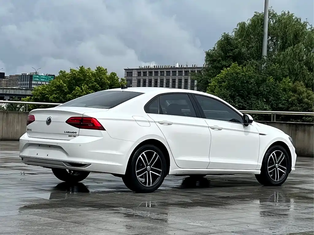Volkswagen Lamando 2021 280TSI DSG Comfort