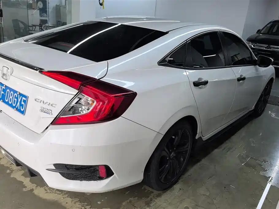 Honda Civic 2019 220TURBO CVT VI