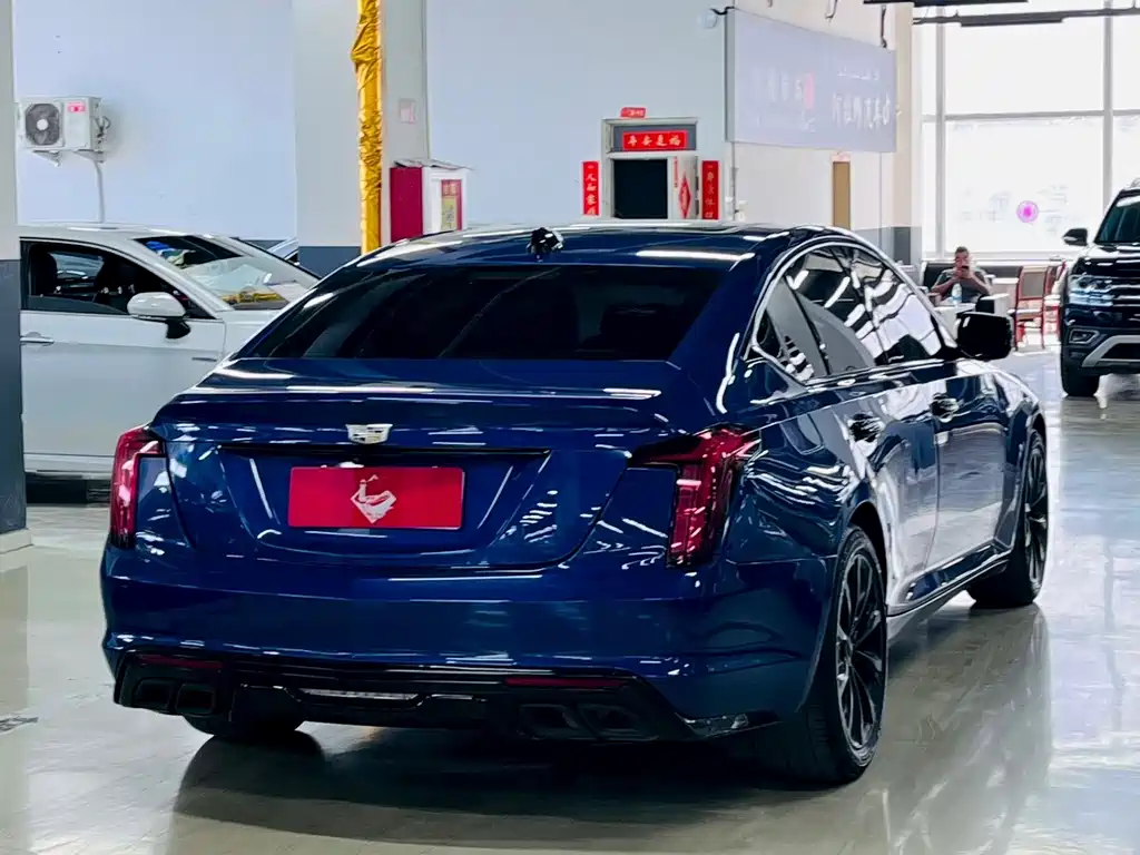 Cadillac CT5 — миниатюра 9