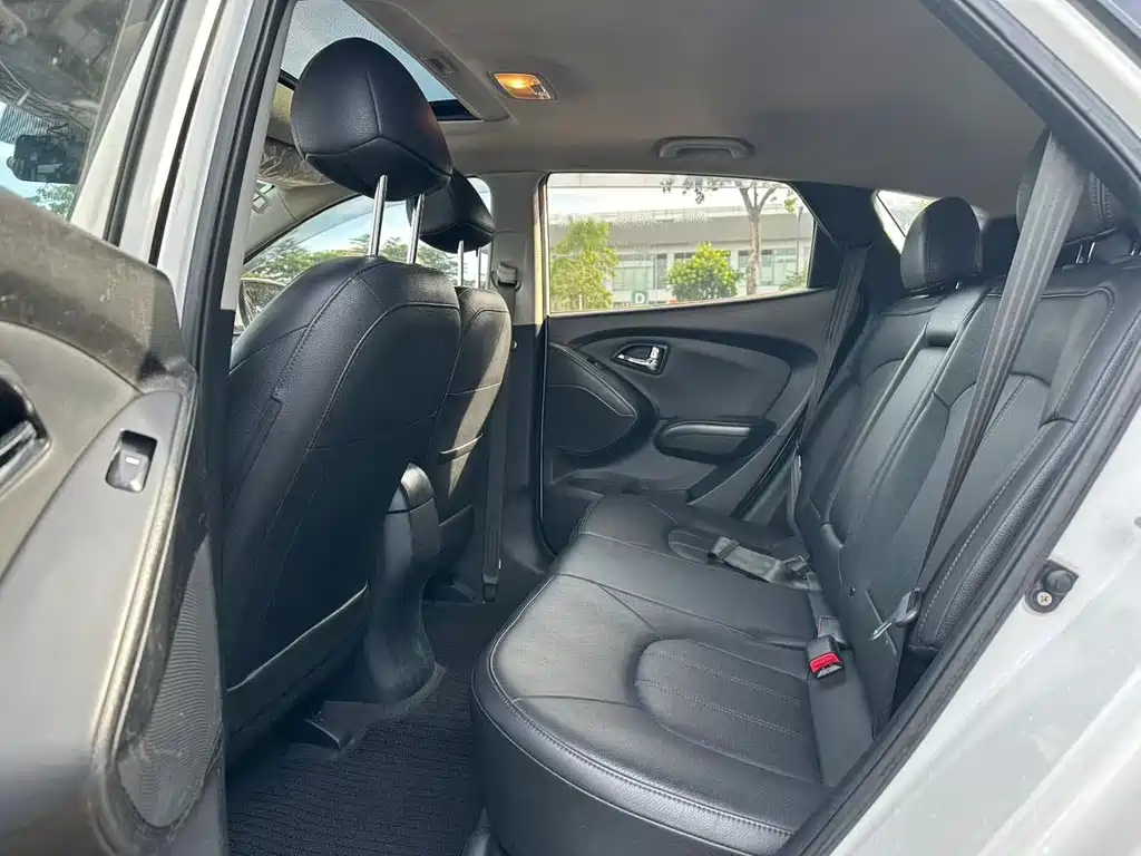 Hyundai ix35 — миниатюра 8