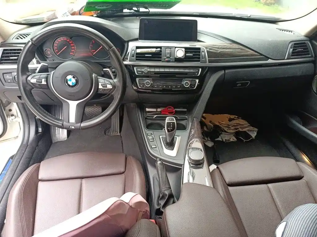 BMW 3 Series — миниатюра 10