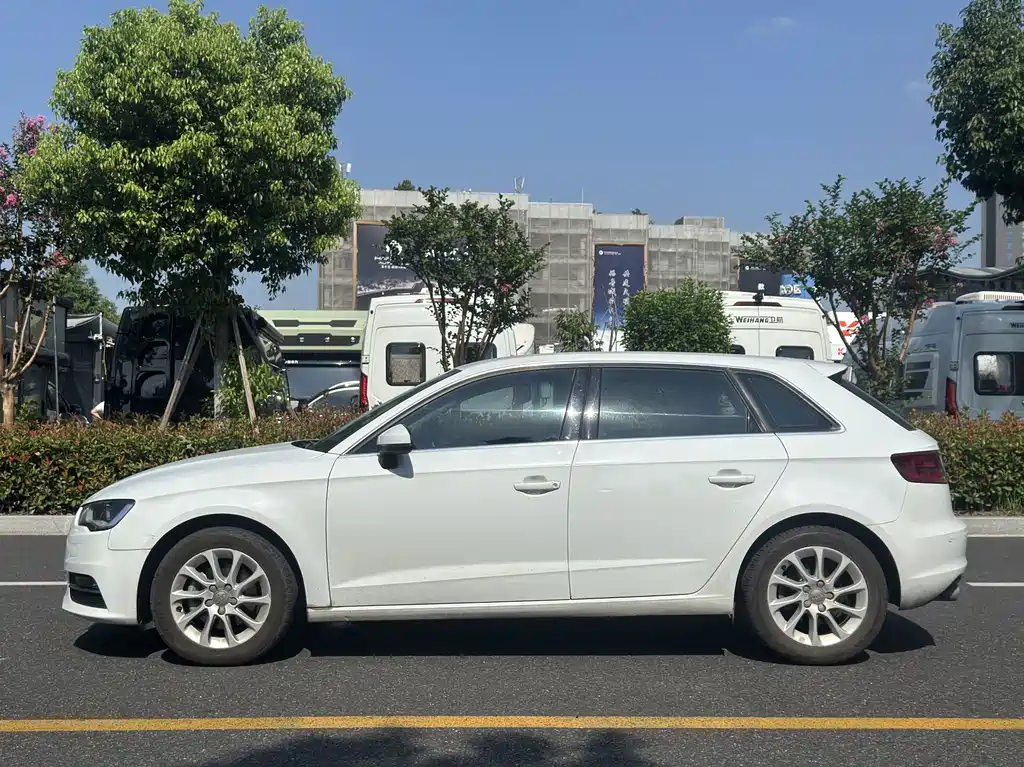 Audi A3 — миниатюра 4