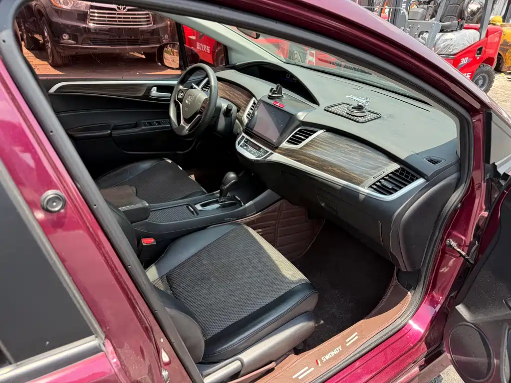 Honda Jade 1.8L Auto Comfort Edition 5 seats, фото 19