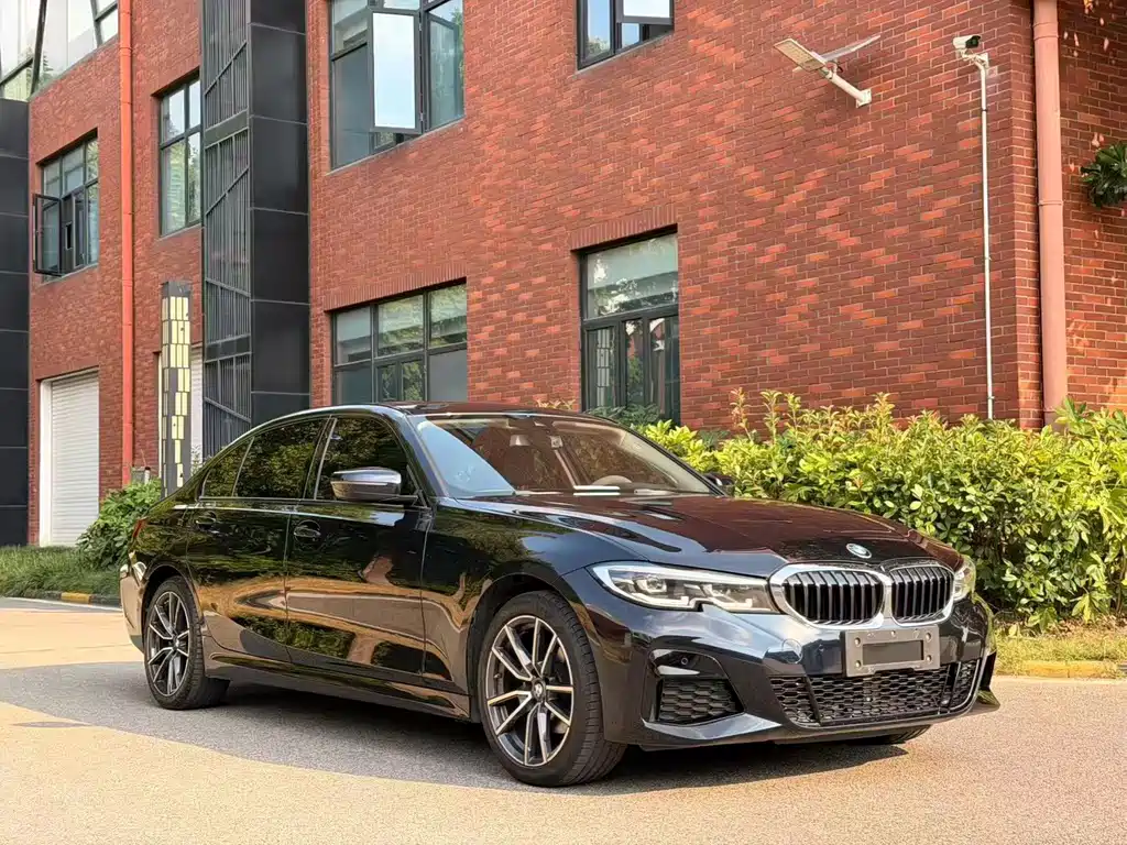 BMW 3 Series — миниатюра 3