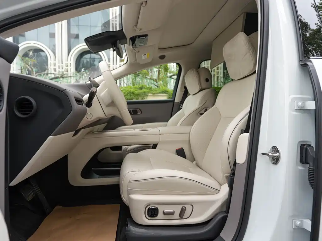 Li Auto Li i8 — миниатюра 13