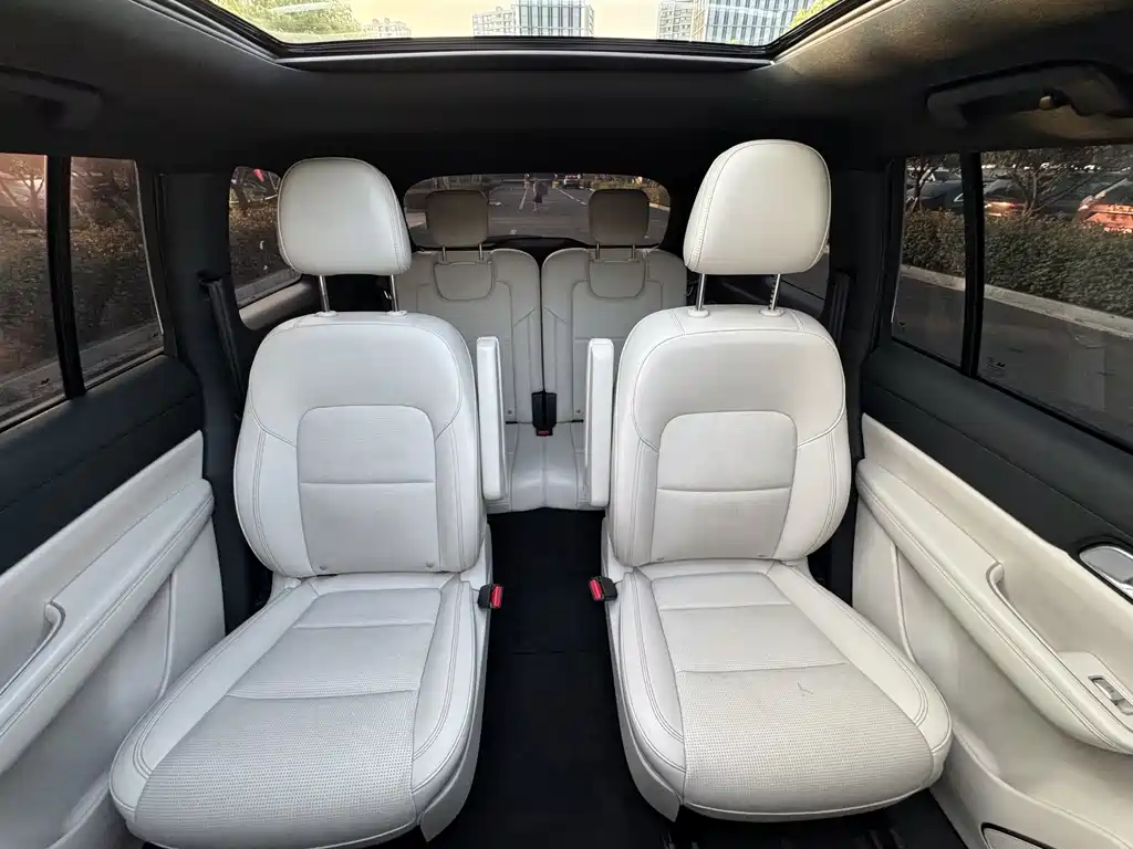 Li Auto Li ONE — миниатюра 20