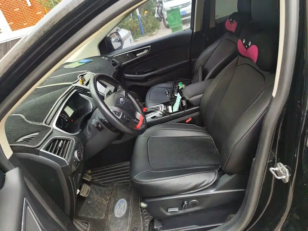 Ford Edge — миниатюра 11