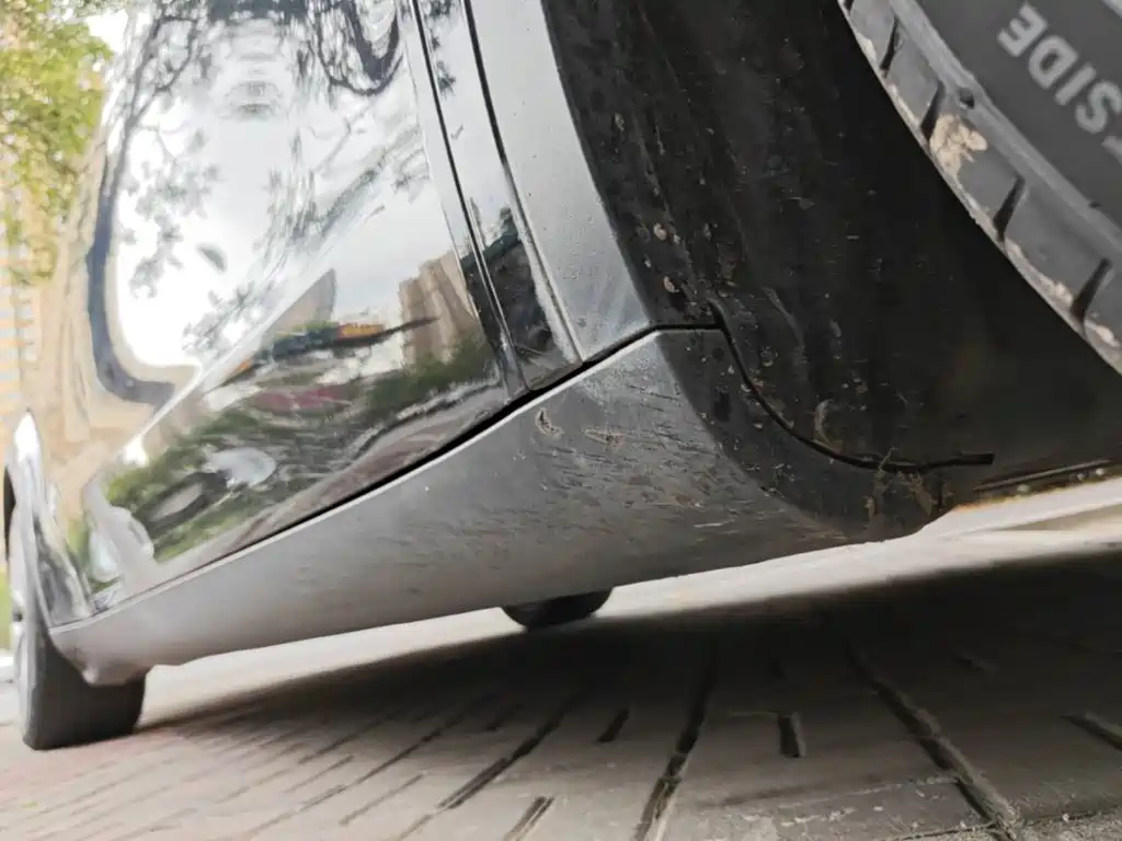 Tesla Model Y — миниатюра 21