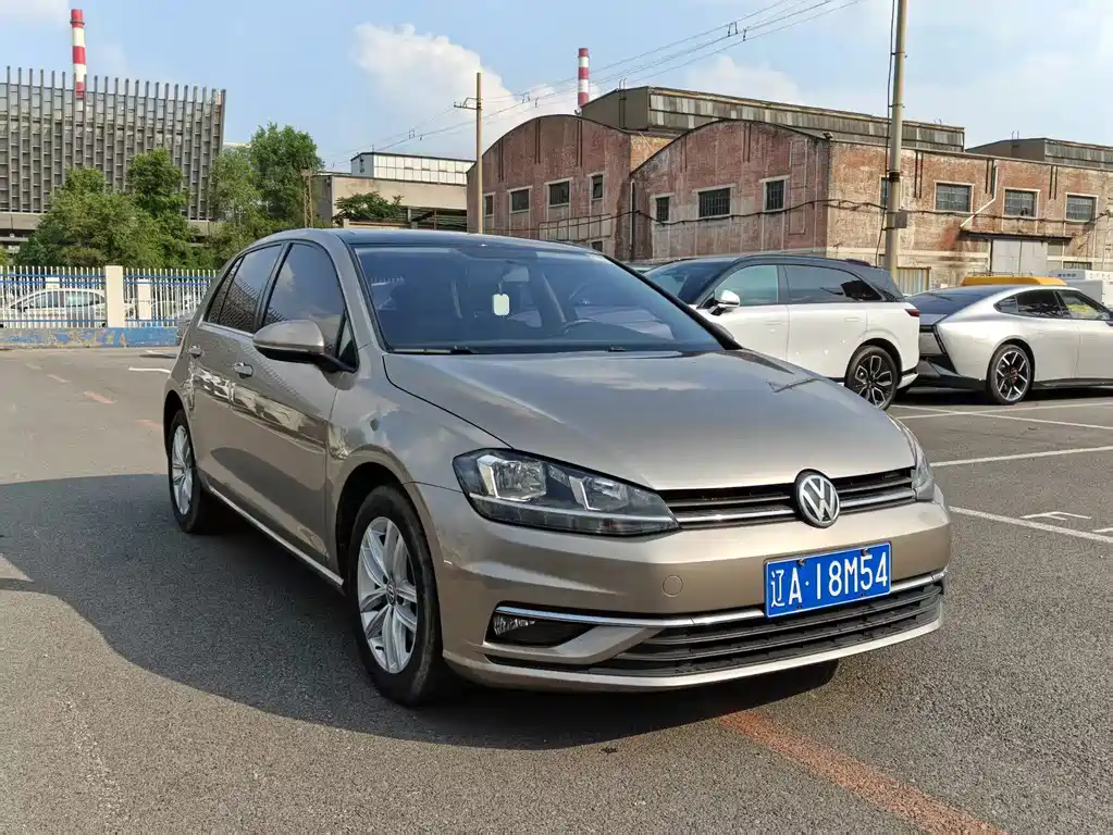Volkswagen Golf — миниатюра 3