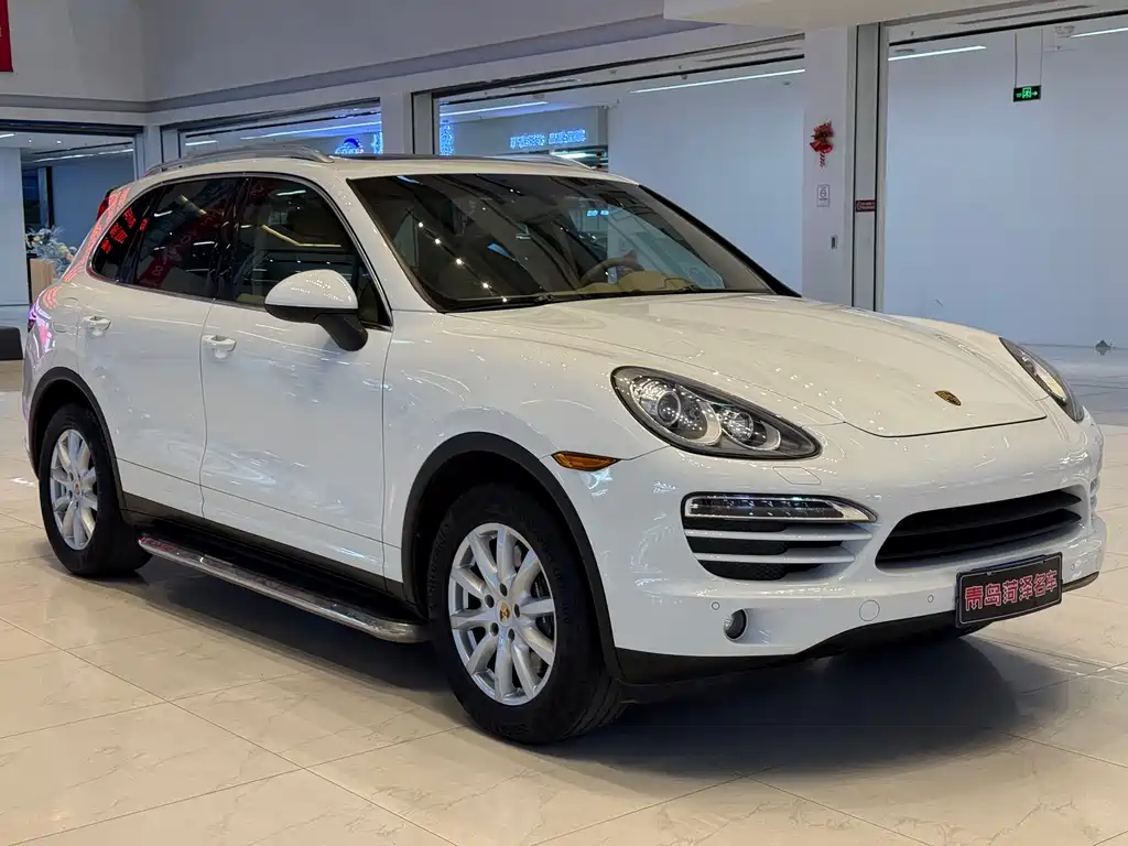 Porsche Cayenne — миниатюра 3