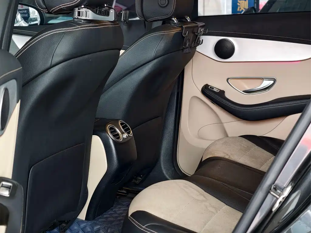 Mercedes-Benz EQC — миниатюра 7