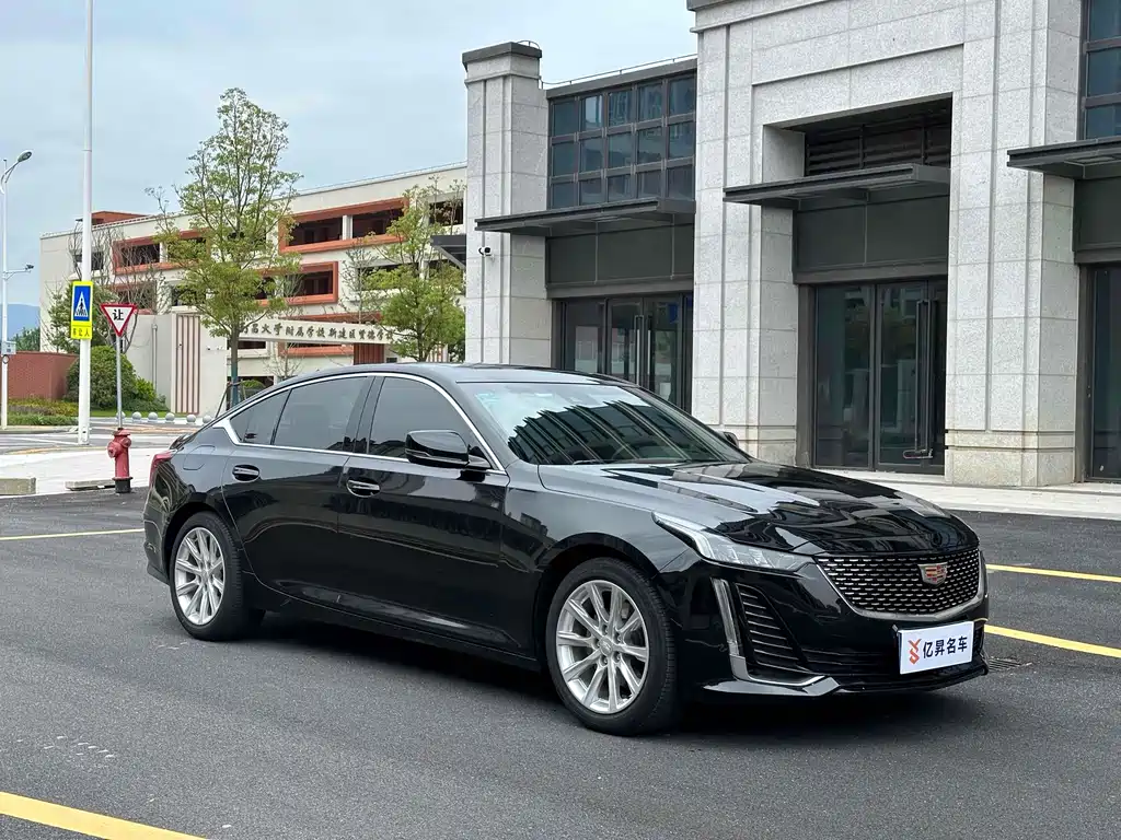 Cadillac CT5 2020 28T Fashion