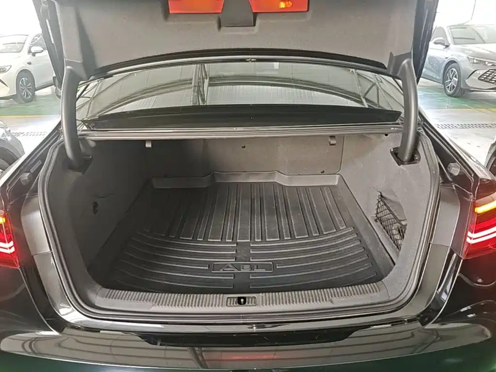 Audi A6L — миниатюра 19
