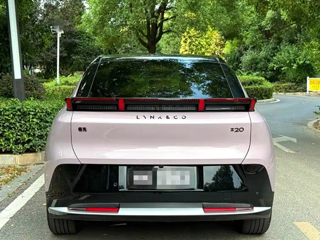 Lynk & Co Z20 — миниатюра 4