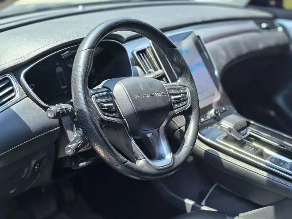 Roewe i6 MAX — миниатюра 4