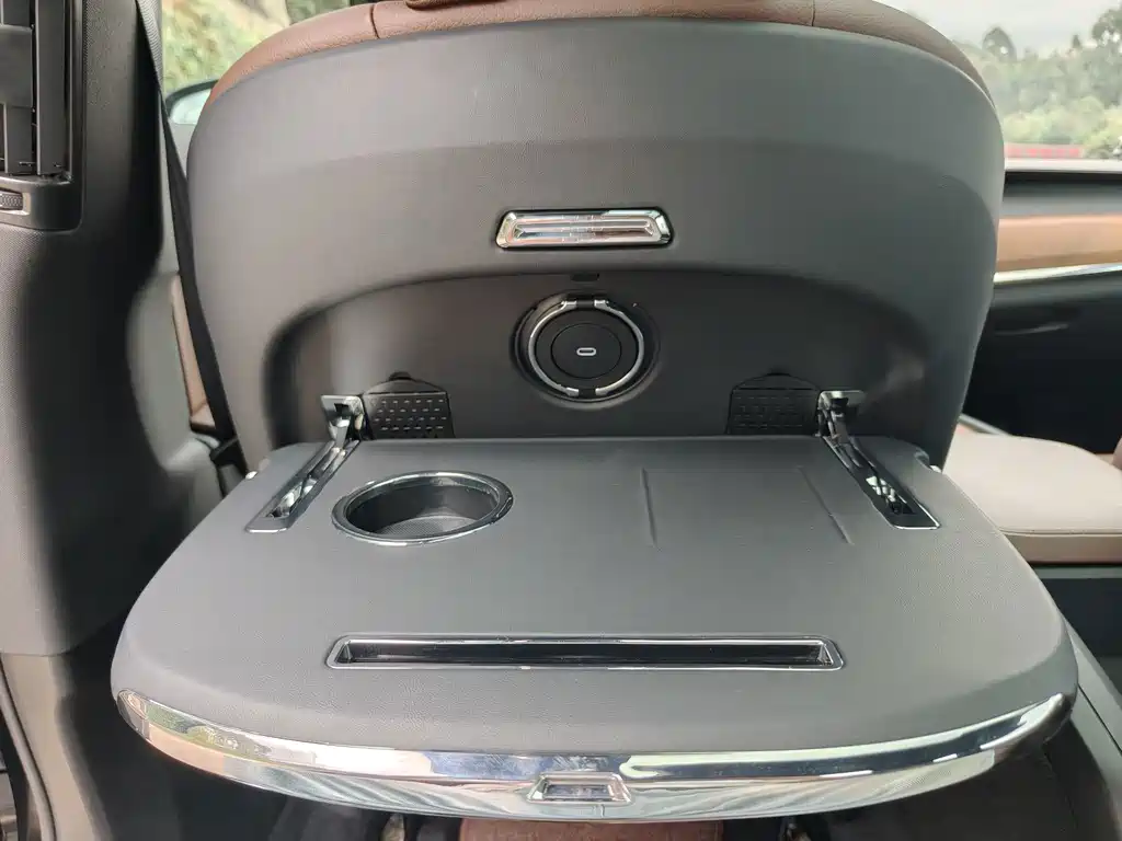 Volvo S90 — миниатюра 13