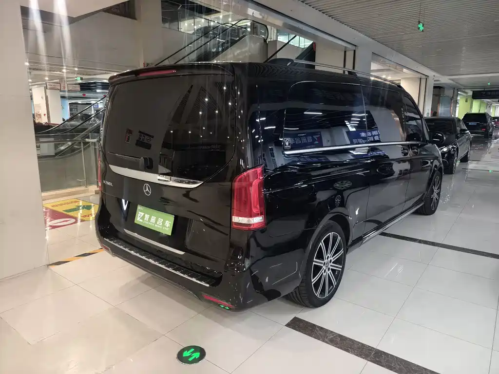 Mercedes-Benz V-Class V 2021 V 260 L Luxury
