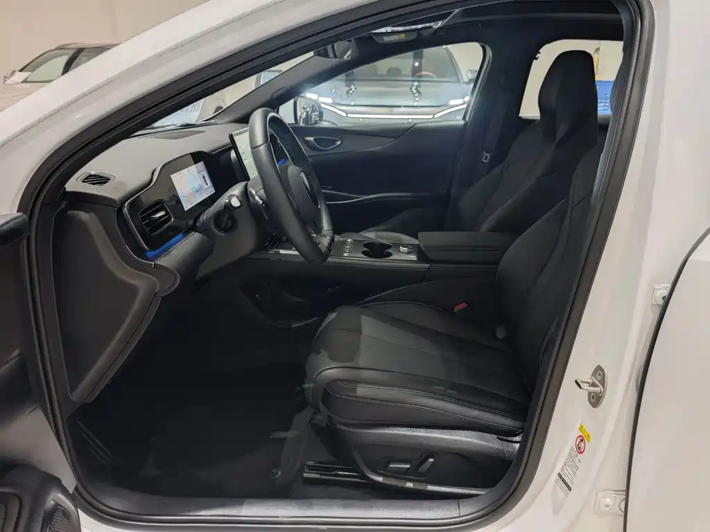 BYD Seal 06 — миниатюра 5